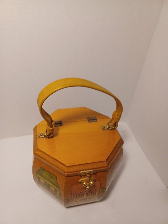 Handbags - ***BLOW OUT SALE****Beautiful Wood Box Purse with Decoupage and Leather Handle